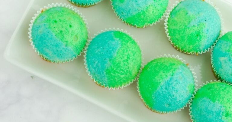 Easy Earth Day Cupcakes for facebook Kids Activities Blog