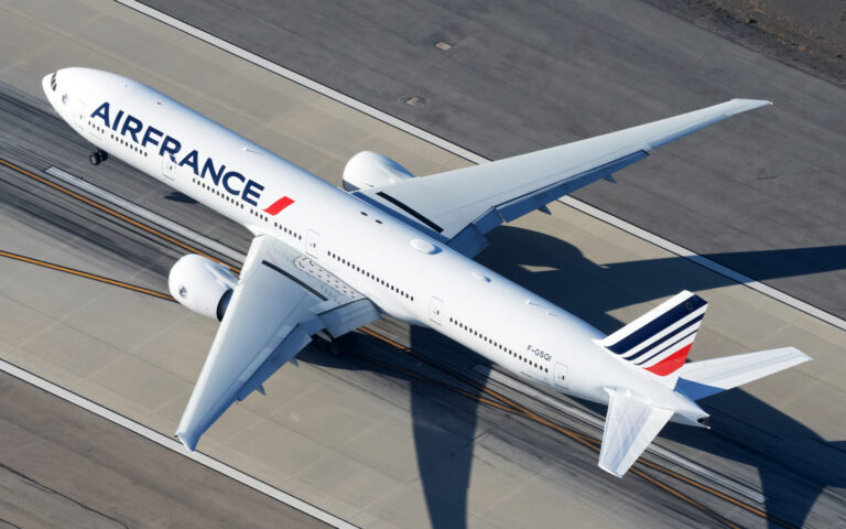 F GSQI Air France Boeing 777 328ER 1 scaled