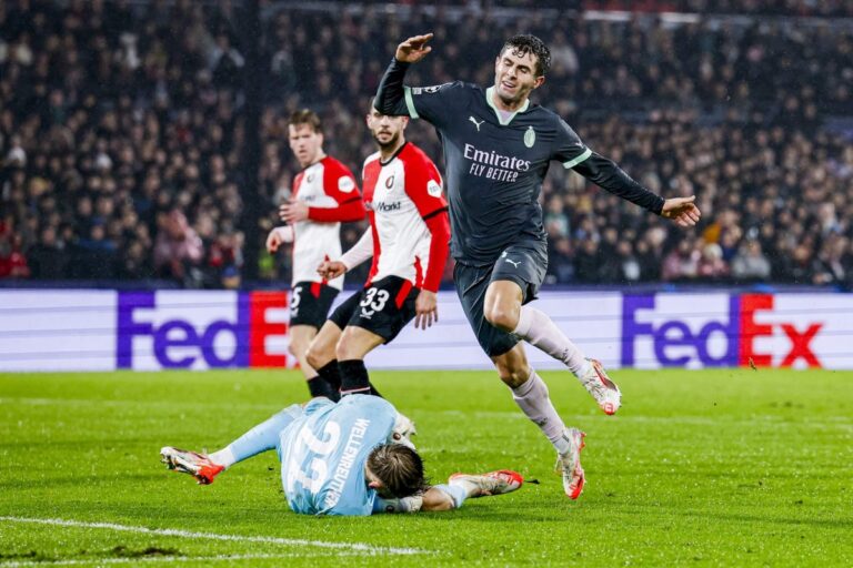 Christian Pulisic Milan Feyenoord UCL scaled