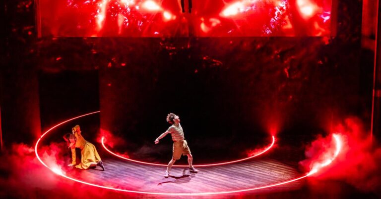 urlhttps3A2F2Fcalifornia times brightspot.s3.amazonaws.com2Fec2Fc82Fe0621988420a84f5ba7a431e9c482F3 stranger things broadway s2 1836 pjzedit v002